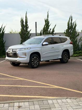 MITSUBISHI PAJERO SPORT 2.4 16V MIVEC TURBO DIESEL HPE AWD AUTOMÁTICO
